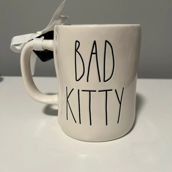 Rae Dunn villains mug bad kitty - Picture 3 of 3